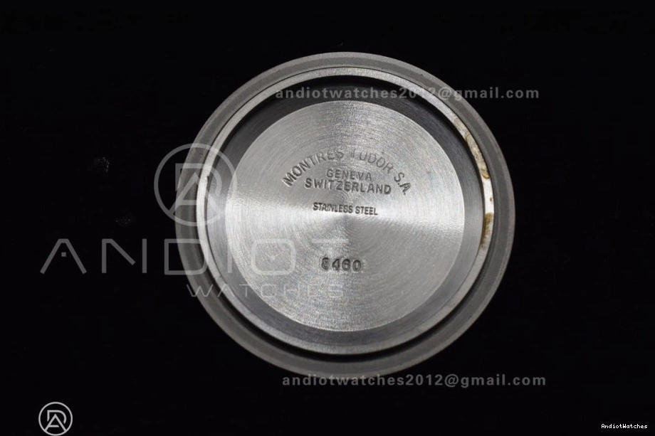 XF 1013 on Best Titanium Black A Popular Edition Titanium 1:1 Bracelet Black Dial Ceramic Pelagos 1102